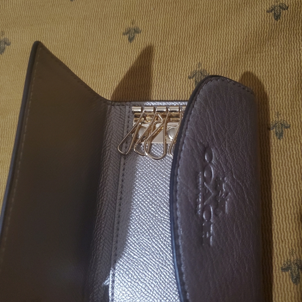 Coach Bundle - image 5